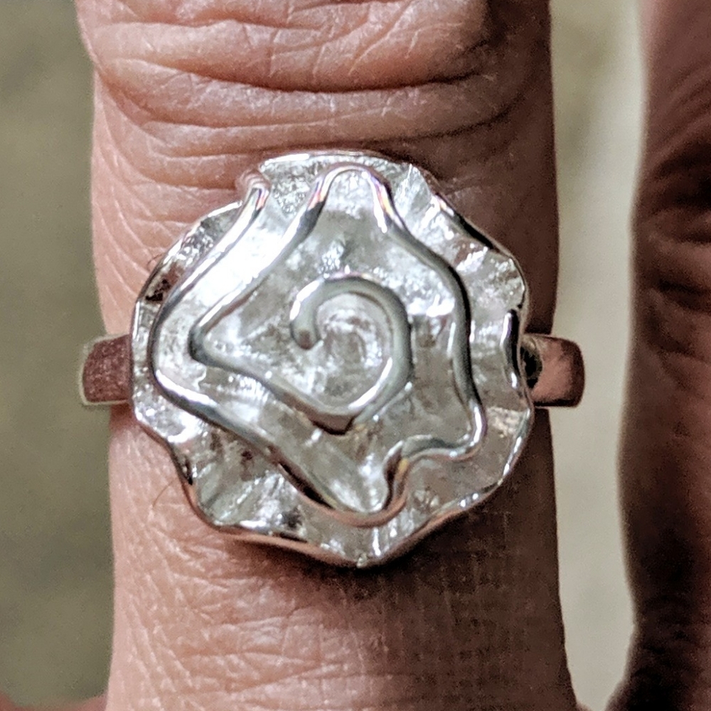 Carnation Flower Ring - Size 6